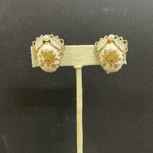 Vintage Germany Gold and Cream Clip-On Earrings